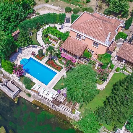 Old Garden Vila Mostar